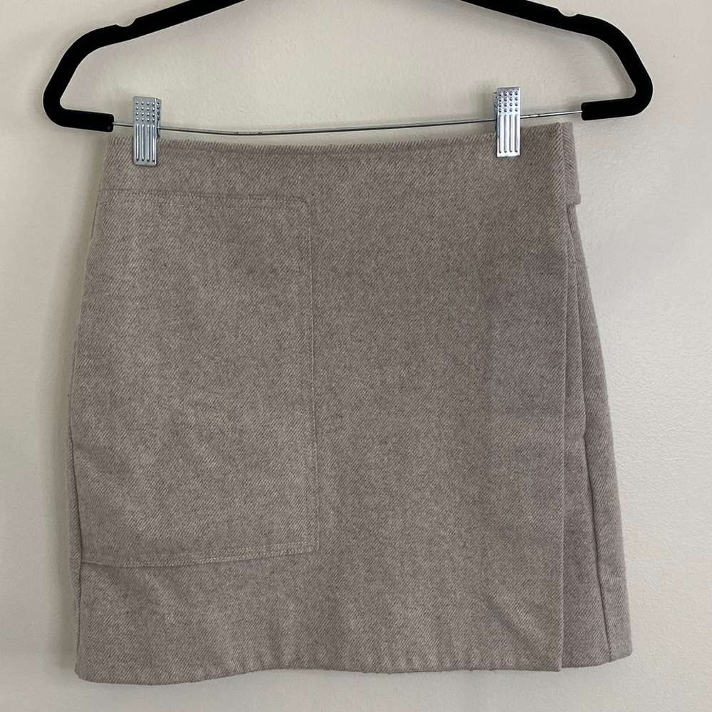 COS  Wool Cashmere Wrap Mini Skirt Neutral Taupe Gray size 6